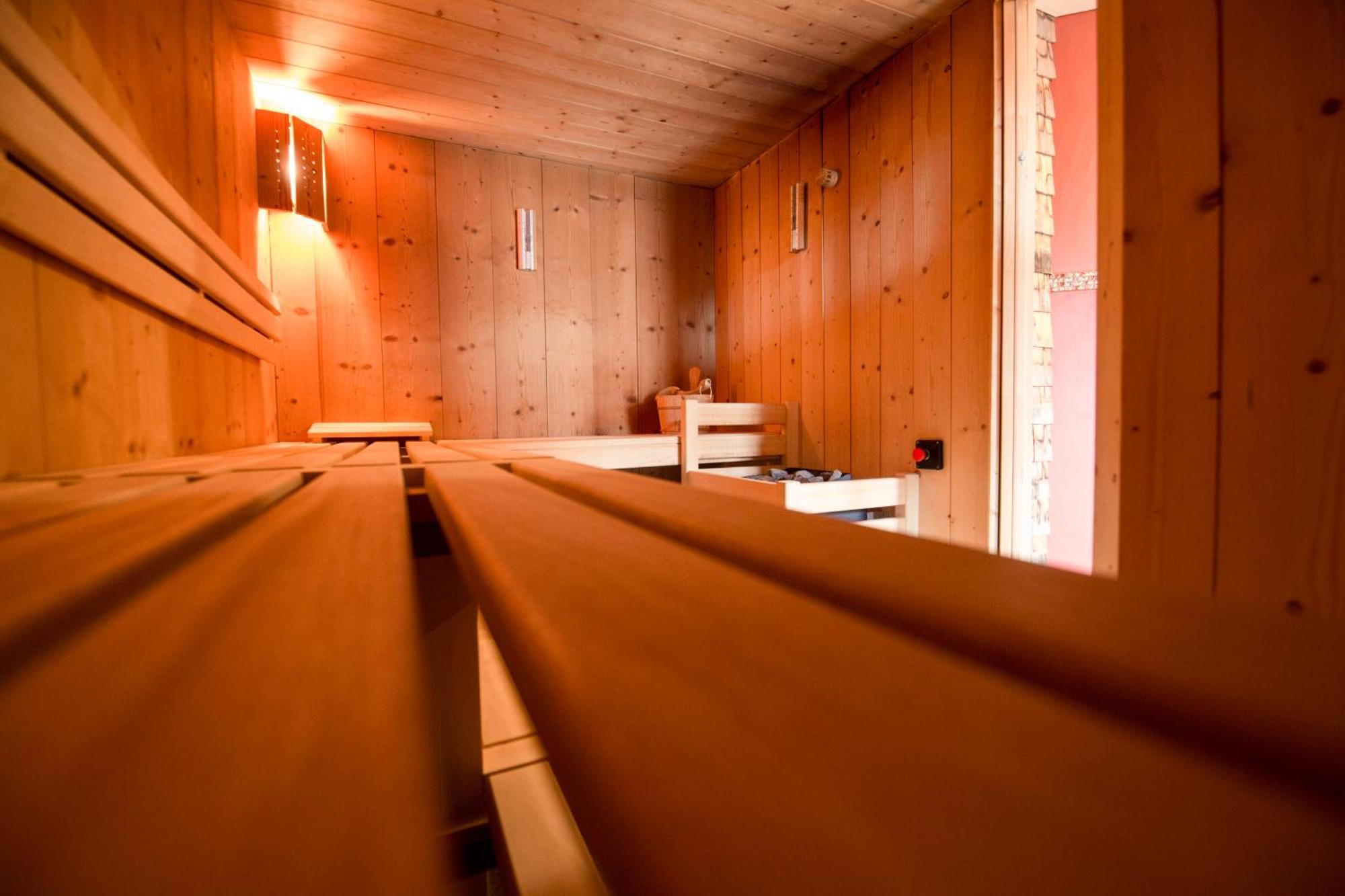 Huettenhotel Husky Lodge Muotathal Zewnętrze zdjęcie