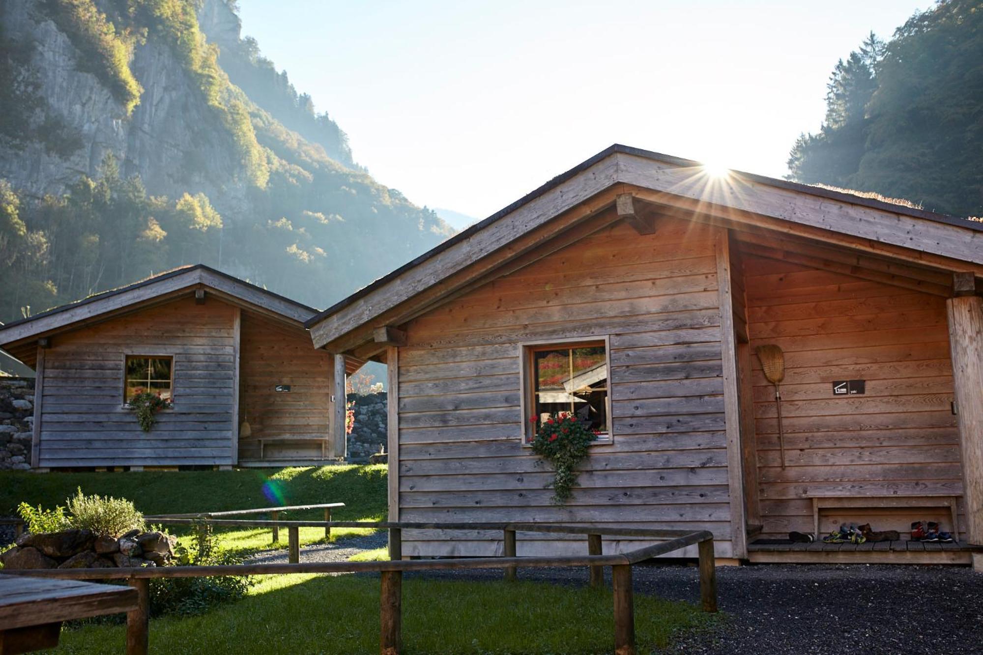 Huettenhotel Husky Lodge Muotathal Zewnętrze zdjęcie